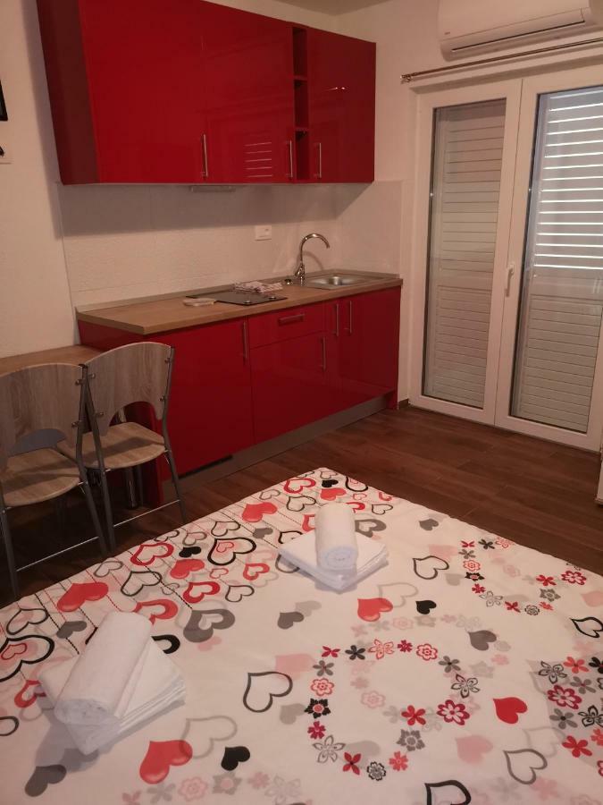 Apartmani Sea 바스카보다 외부 사진